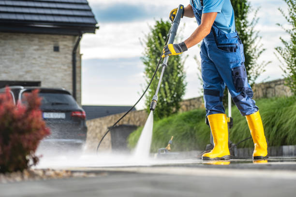 Best Pressure Washing Contractors  in Deadwood, SD